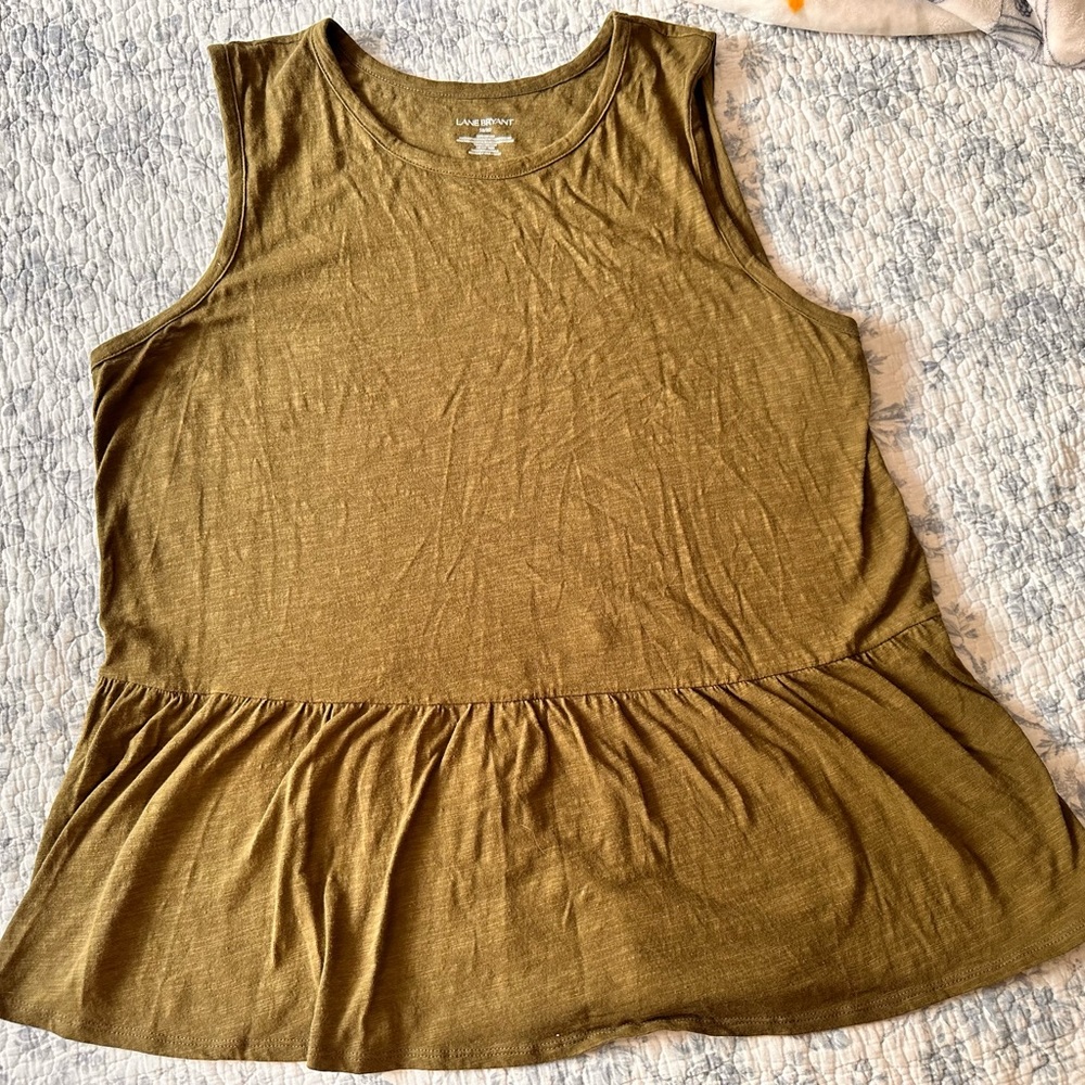 🍀18/20 Green Lane Bryant Top🍀